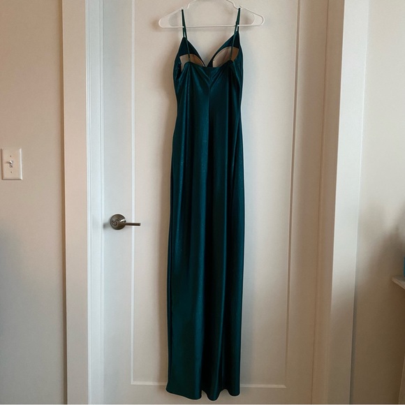 Sparkly Emerald Green Prom Foot Length Dress, Size Large - Picture 3 of 8